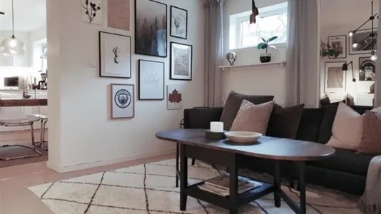 Houses in Mölndal - photo 1