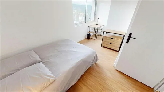 Rooms in Clermont-Ferrand - photo 2