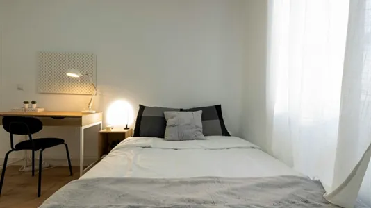 Rooms in Madrid Chamberí - photo 2