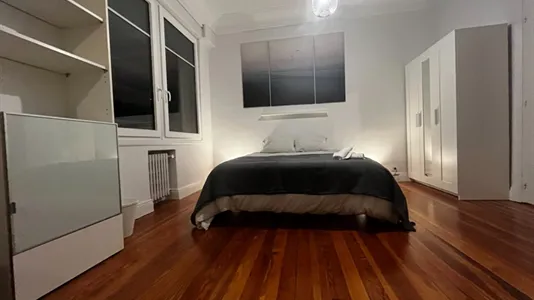 Rooms in Bilbao - photo 4