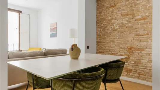 Apartments in Barcelona Ciutat Vella - photo 7