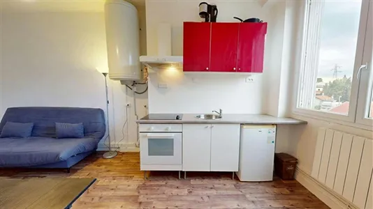 Apartments in Saint-Étienne - photo 2