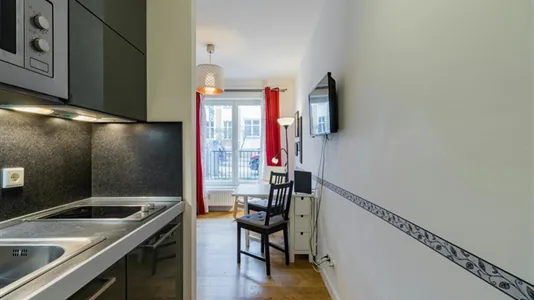 Apartments in Location is not specified - photo 9