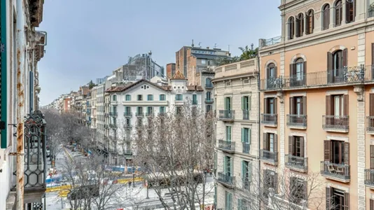 Apartments in Barcelona Eixample - photo 5