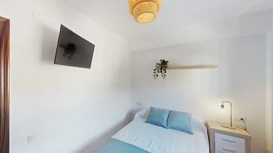 Rooms in Jerez de la Frontera - photo 2