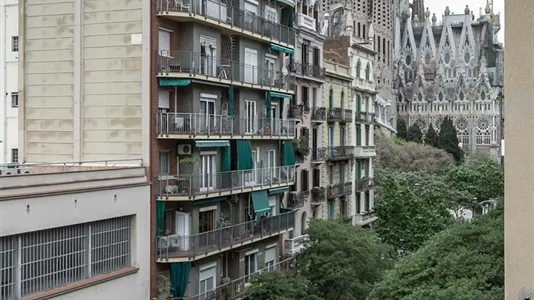 Rooms in Barcelona Eixample - photo 5