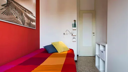Rooms in Milano Zona 8 - Fiera, Gallaratese, Quarto Oggiaro - photo 4