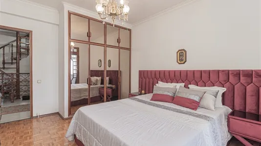 Houses in Odivelas - photo 6