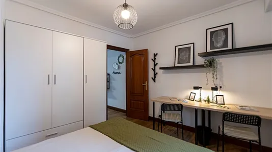 Rooms in Bilbao - photo 6