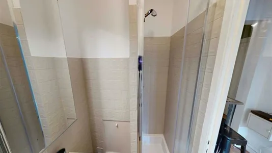 Rooms in Paris 19ème arrondissement - photo 7