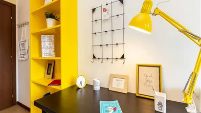 Room for rent in Milano Zona 5 - Vigentino, Chiaravalle, Gratosoglio, Milan