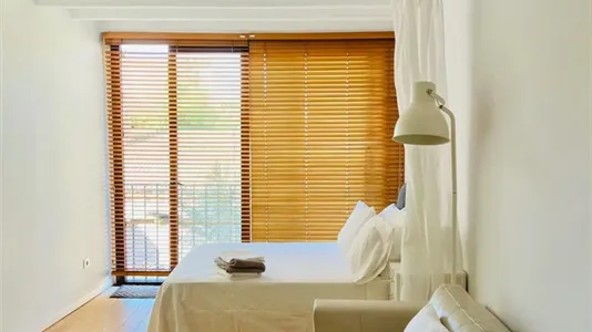 Apartments in Barcelona Ciutat Vella - photo 2