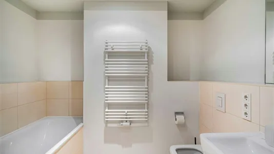 Rooms in Berlin Mitte - photo 8