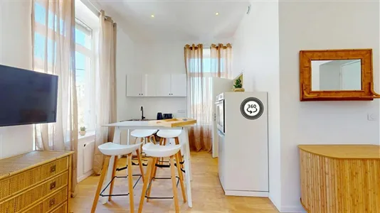 Apartments in Lyon - photo 4