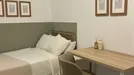 Room for rent, Madrid Retiro, Madrid, &lt;span class=&quot;blurred street&quot; onclick=&quot;ProcessAdRequest(13539205)&quot;&gt;&lt;span class=&quot;hint&quot;&gt;See streetname&lt;/span&gt;[xxxxxxxxxxxxx]&lt;/span&gt;