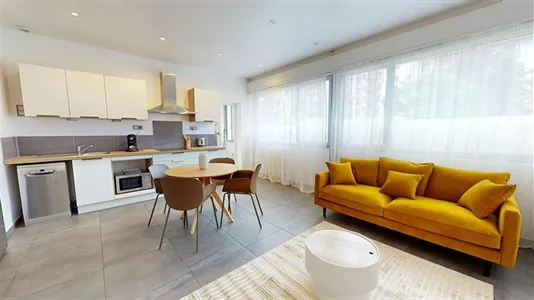 Rooms in Chambéry - photo 7