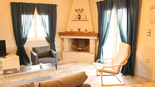 Houses in Rafina-Pikermi - photo 7