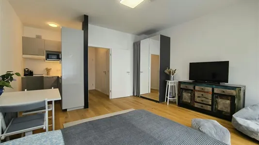 Apartments in Berlin Charlottenburg-Wilmersdorf - photo 1