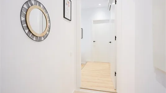 Apartments in Barcelona Ciutat Vella - photo 7