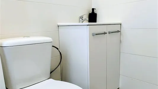 Rooms in Madrid Centro - photo 6