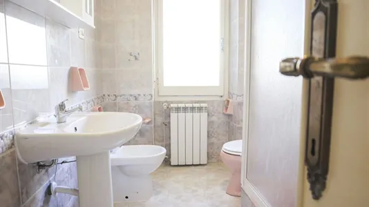 Rooms in Cagliari - photo 7