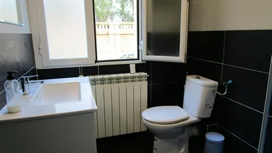 Rooms in Madrid Chamberí - photo 9