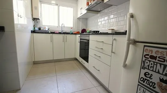 Rooms in Valencia Algirós - photo 8