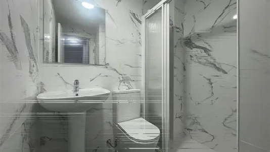 Rooms in Madrid Fuencarral-El Pardo - photo 3