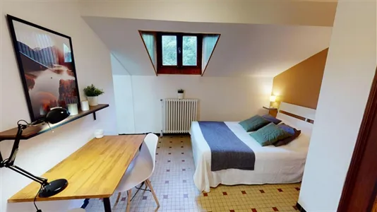 Rooms in Toulouse - photo 3