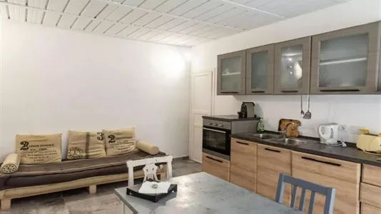 Apartments in Roma Municipio VII – Appio-Latino/Tuscolano/Cinecittà - photo 4