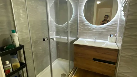 Rooms in Barcelona Eixample - photo 7