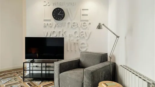 Rooms in Barcelona Eixample - photo 9