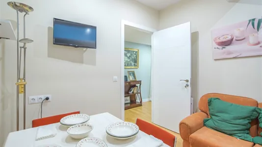 Rooms in Madrid Centro - photo 9