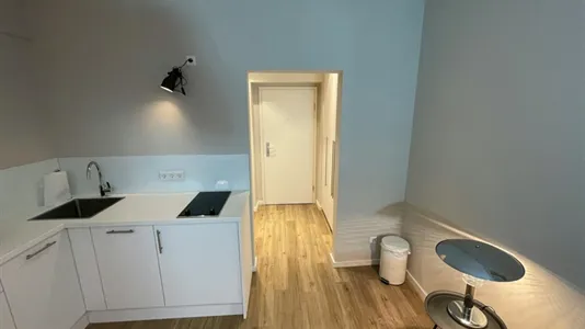 Apartments in Dusseldorf - photo 6