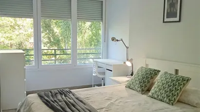 Room for rent in Madrid Moncloa-Aravaca, Madrid
