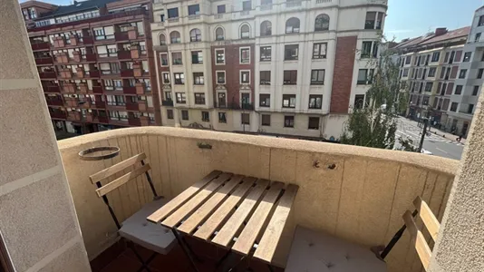 Rooms in Bilbao - photo 7