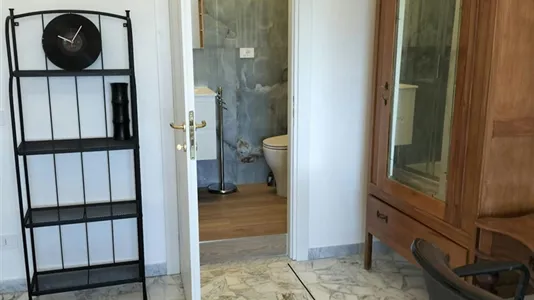 Rooms in Roma Municipio V – Prenestino/Centocelle - photo 9