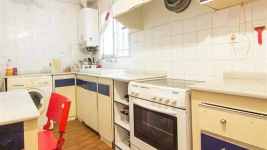 Rooms in Valencia Ciutat Vella - photo 10