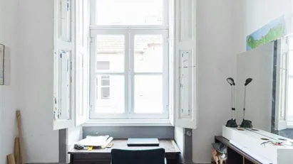Room for rent in Porto (Distrito)