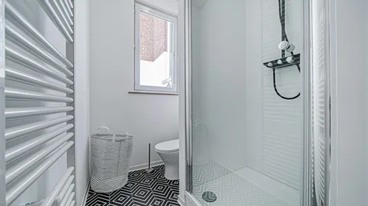 Rooms in Charleroi - photo 5