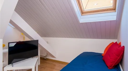 Apartments in Location is not specified - photo 6