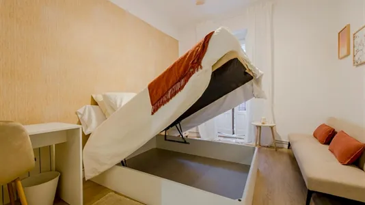 Rooms in Madrid Centro - photo 6