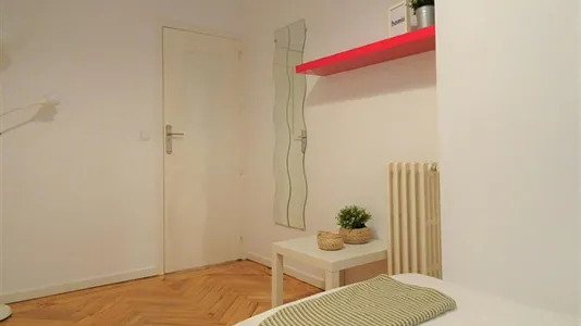 Rooms in Madrid Chamberí - photo 3