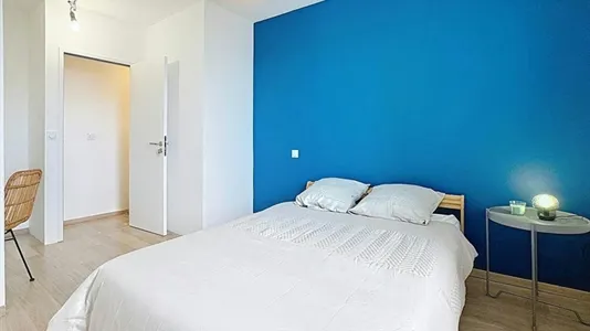 Rooms in Lyon - photo 2