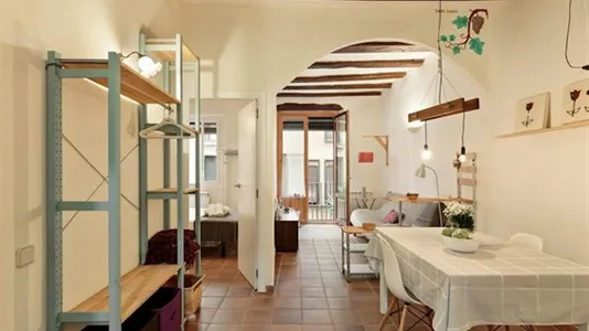 Apartments in Barcelona Ciutat Vella - photo 5