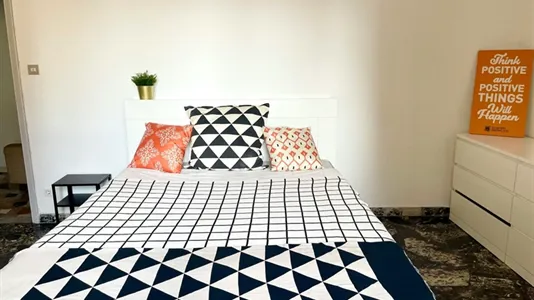Rooms in Florence - photo 9