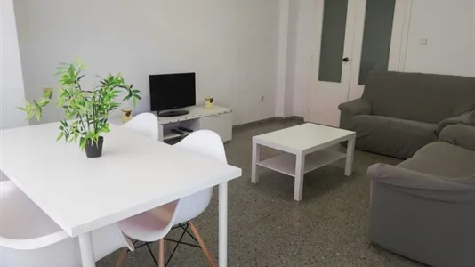 Rooms in Valencia Algirós - photo 7