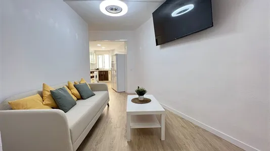 Rooms in el Camí de Vera - photo 5