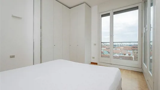 Apartments in Milano Zona 6 - Barona, Lorenteggio - photo 2