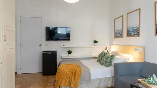 Rooms in Madrid Moncloa-Aravaca - photo 2